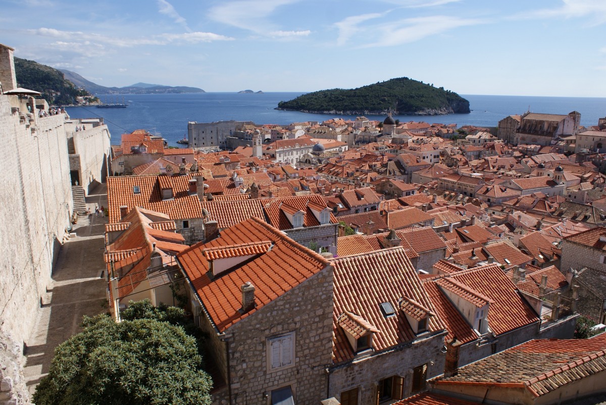 Dubrovnik met uitzicht op eiland Lokrum