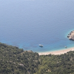 photo ©EMRE d.o.o. Strand bij Lubenica op eiland Cres, Kroatie