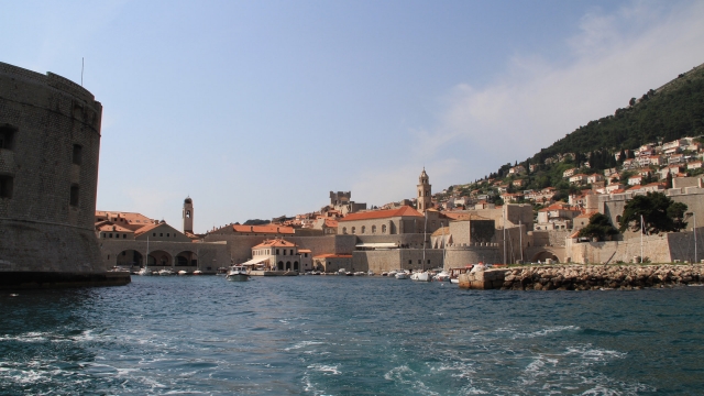 photo ©EMRE d.o.o. Departure from the old harbour in Dubrovnik, Croatia
