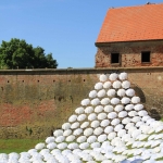 photo ©EMRE d.o.o. White umbrella's, Castle Cakovec, Croatia