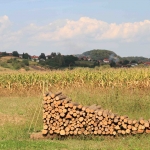 photo ©EMRE d.o.o. Village Podevcevo with parking and signs to Cevo mountain road